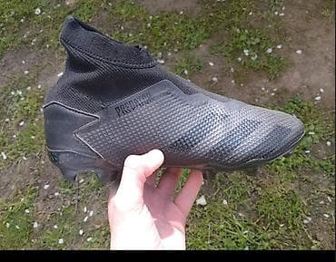 sportske helanke za devojcice: Adidas Predator kopačka za travu (FG), bez pertli - Model: Adidas — 2