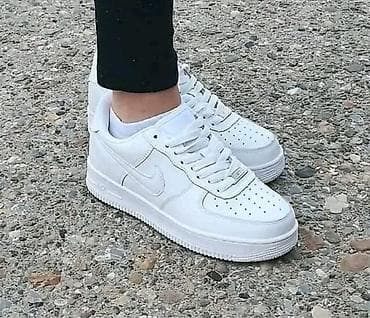 Patike: Air Force patike
 od 36 do 41 
 3800 din
PK🌛 — 4