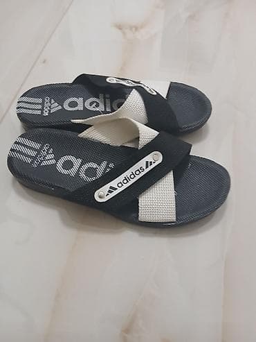 deciji skafanderi akcija: Adidas japanke/sandale za decubr40 - Model sa unakrsnim trakama — 2