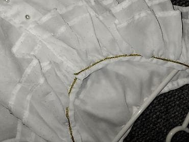 bela guess torba: Bela ženska bluza od laganog, prozračnog materijala sa diskretnim — 3