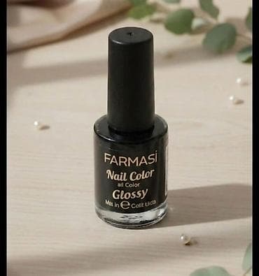 FARMASI Nail Color – Glossy lak za nokte - Crni, visokosjajni završni at lalafo.rs FARMASI Nail Color – Glossy lak za nokte - Crni, visokosjajni završni