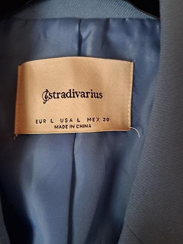 balenciaga patike triple s: Plavi mantil, kratko nosen,u perfektnom stanju. Bez tragova nosenja — 2