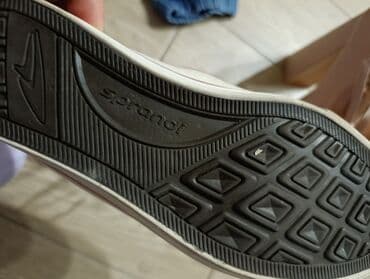 a klasa patike: 39 — 4