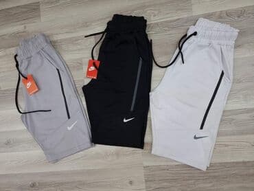 Cena 1900 dinara
S M L XL XXL na lalafo.rs Cena 1900 dinara
S M L XL XXL