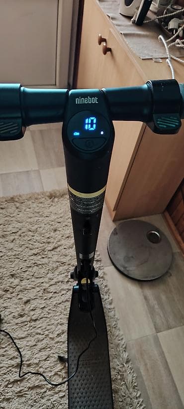 trotinet elektrik 200 euro: Električni trotinet Ninebot by Segway - Model sa digitalnim LED — 3