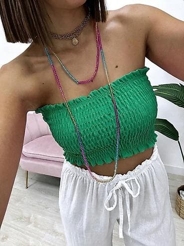 blackpink majica: Ženski top bez naramenica – smock elastični kroj
950 din
S M L — 2