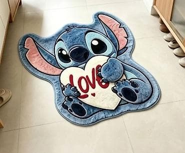susilica za ves sa ventilatorom: Dekorativni tepih sa motivom animiranog lika u obliku srca „LOVE“. - — 1