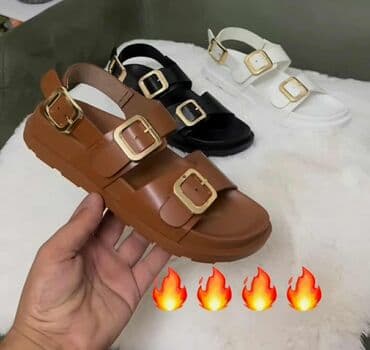 crop top c a: Sandals, Betsy, 41 — 1