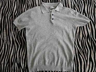 T-shirt color - Grey