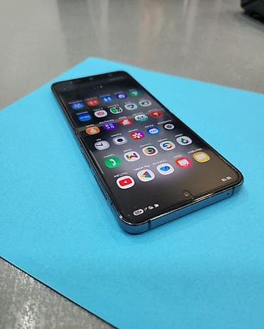 iphone 15 flip: Samsung Galaxy Z Flip5 (SM-F731B) – preklopni pametni telefon Ključne — 2