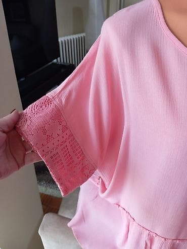 yellow cab cipele: Ružičasta ženska bluza sa volanom.Amibo bluzapoluobim 64 cm,duzina — 5
