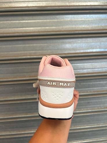 nike running air: Nike Air Max
36-41
3.500 din — 2