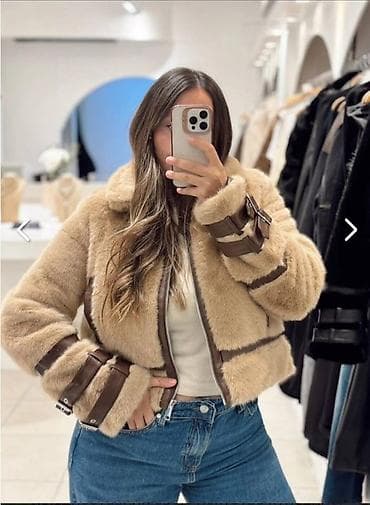 Kućna odeća: A K C I J A 🔥
Prelepe bundice
Vel: S M L
Cena: 4000 dinara — 2