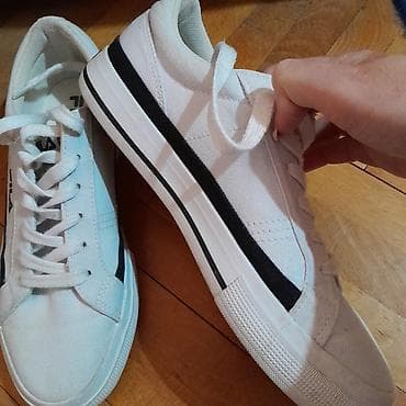 puma patika: Fila bele patike – klasičan nizak model od platna - Brend: Fila — 2