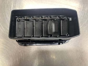dot na gumama: OTVOR VENTILACIJE ZA VOLKSWAGEN CADDY - 2KS819702 | Otvor — 2