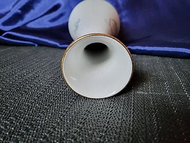 Numizmatika i filatelija: Vaza KPM porcelan iz 60,70ih.godina. Nemacka vaza bez ostecenja,par — 8