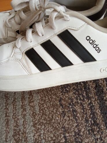 mokasine kozne: Adidas, 38.5, color - White — 11