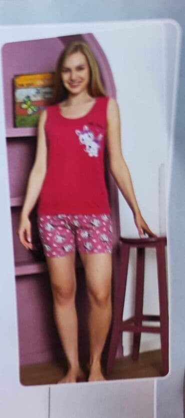 Pidžame: Pamučna pidzama/bebi Dol
4kompleta 1800din (sj)
m l xl 
Mozda neka S — 19
