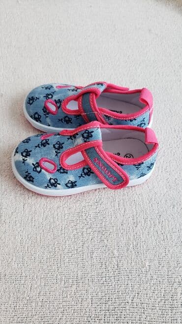 Patofne: SNOOPY br 21. Nove Peanuts sandale-patike kupljene u Italiji — 3