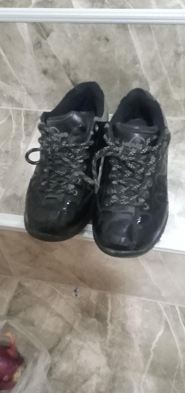 zenske teget cipele: Cipele od prave kože (nisu kineske ) broj 39 crne boje sxstra — 4