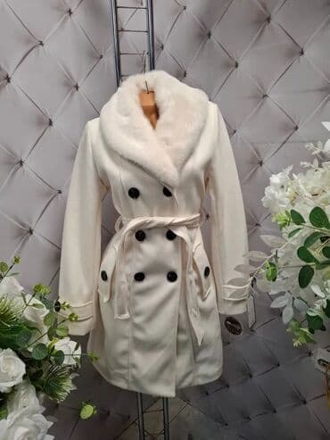 Donji delovi trenerke: I 12. kaputi 5800 — 9