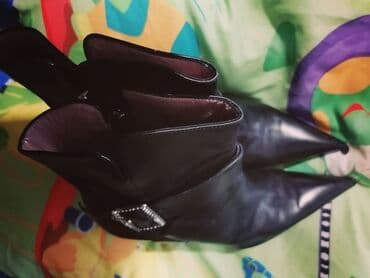 mokasine ženske kozne: Ankle boots, Cesare Paciotti, 36.5 — 2