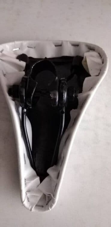 Dodaci za bicikl: Bicikl decije sediste 20 x 16 cm.ocuvano — 3