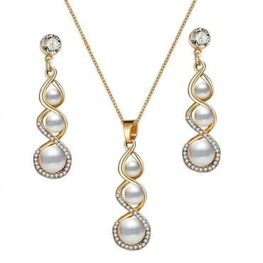 jimmy choo set: Cena: 1300din — 3