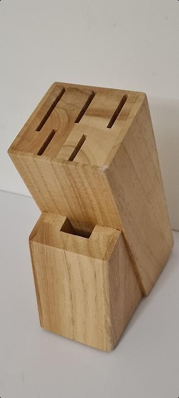 stalak za sudove: ★ Na ptodaju potpuno nov stalak za noževe sa originalnim pakovanjem — 3