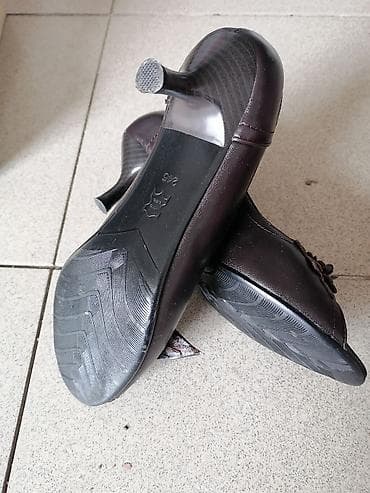 pantalone laura t: Ženske kožne salonke na štiklu, braon boje - Materijal: prirodna koža — 4