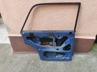 auto delovi velika plana: Vrata zadnja leva Lada 2107 Riva,2105 u plavoj boji ZL2 . Vrata su — 7