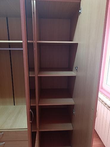 malm komoda: Garderober
200x200x60,5cm
Hitna prodaja 
Bg Banjica — 4