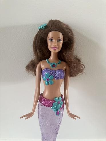 dior kolica za bebe: Barbie Sirena – sa svetlecim repom Funkcije rade, kosa i barbi su — 1