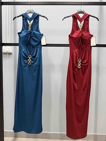 haljine mona: Elegantna večernja haljina – model sa izrezima i zlatnim ukrasnim — 3
