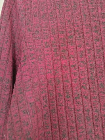 crop top h m: Ženska haljina dugih rukava u boji maline, izrađena od rebrastog — 4