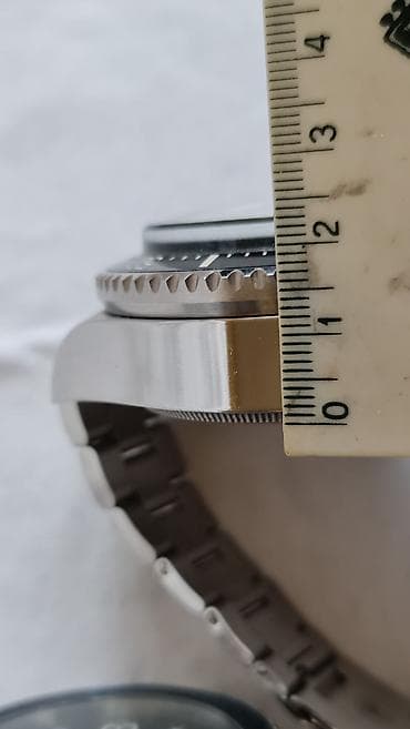 sat zenski: Dva muška ručna sata – sportsko/ronilački stil, čelične narukvice. 1) — 7