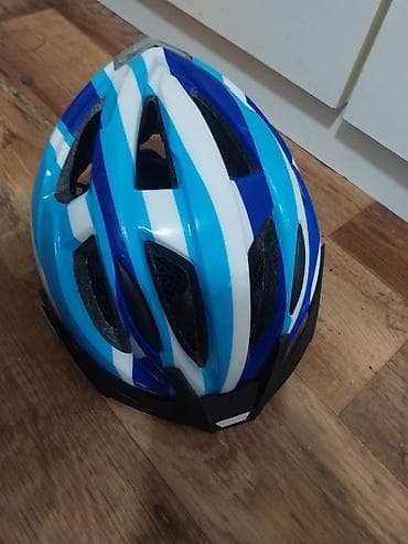 bisage za bicikl: Kaciga za biciklo sa svetlom pozadi vel X/S obim 48-52 cm je u — 8