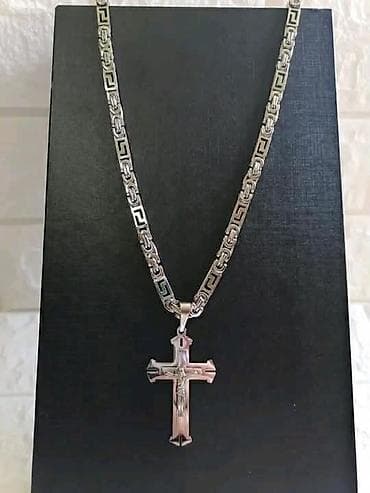 swarovski beograd: Lanac sa krstom Hirurški čelik
Cena:2950 din
💋 — 8