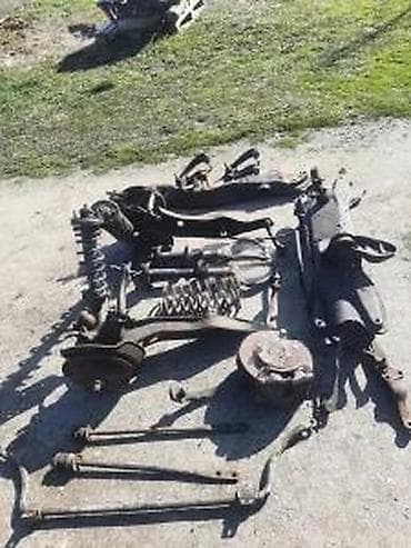digalka za kola: DELOVI HONDA CRX MK2 DELOVI | Delovi sa slike komplet odvojeno — 1