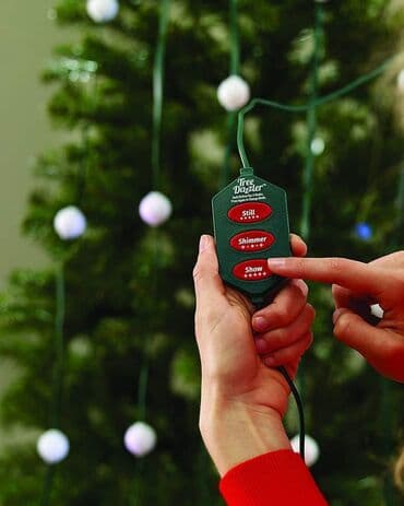 polovne čeone kosačice: Cena 2700 din Tree Dazzler 64 kugle Lako ukrašavanje božićnog drvca — 3