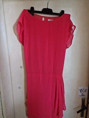 Elegantna ženska haljina u jarko roze/fuksija boji. - Kroj: ravna