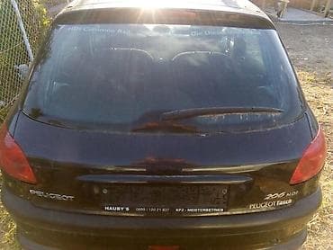 GEPEK VRATA ZA PEUGEOT 206 | Delovi za peugeot 206 na lalafo.rs GEPEK VRATA ZA PEUGEOT 206 | Delovi za peugeot 206