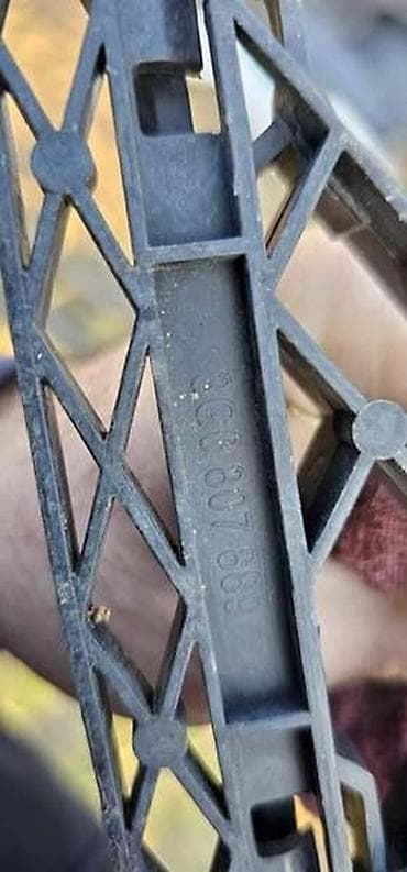 Car Parts: NOSAČ ŠINA BRANIKA ZA VOLKSWAGEN PASSAT B8 | Volkswagen Passat b8 — 2