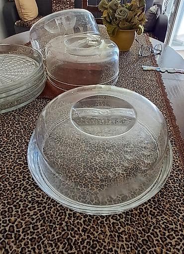 luster sa ventilatorom cena: Zvono za torte kolače i peciva. Tacna je staklena prečnika 28 cm, a — 5