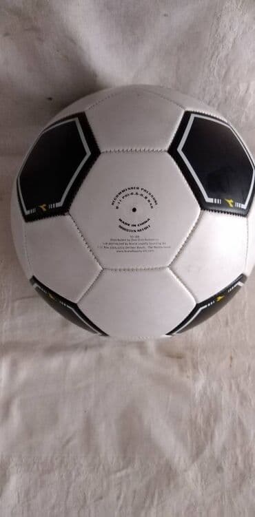 play time slicice fudbal: Lopta za fudbal Diadora br.5, 409 grama,kao nova — 3