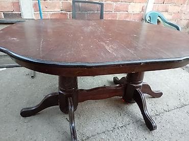 Stilski nameštaj: Drveni trpezarijski sto, masivna izrada sa dve centralne noge i — 2