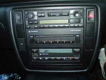 messages 1 audio: GAMMA I CD CHANGER ZA VOLKSWAGEN BORA, CADDY, GOLF 4 . | — 1