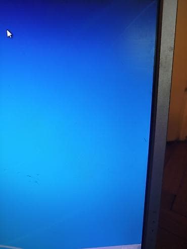 kastofin tablet: LG Flatron L204WS LCD monitor — 2