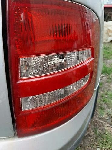 vezovi za bord: STOP LAMPA DESNA ZA ŠKODA FABIA OD 2001. DO 2005. GOD. | Stop lampa — 1