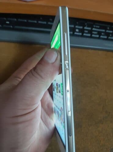 masina za mlevenje mesa i paradajza: Huawei P8 Lite, bоја - Bela — 9